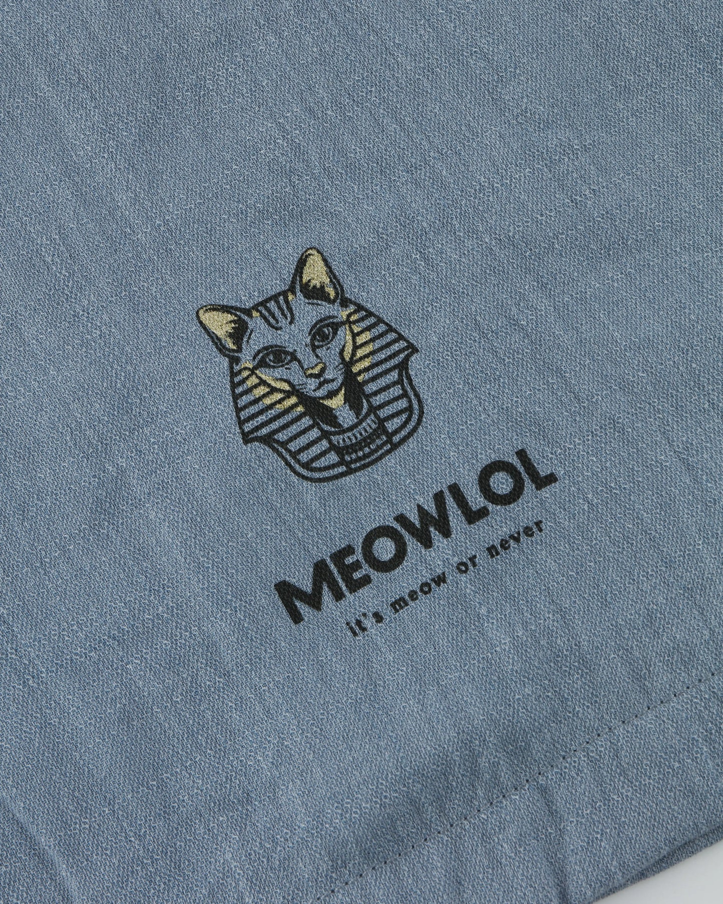 GRAPHIC EGYPTIAN CAT THEME PRINTED VACATION SHIRT