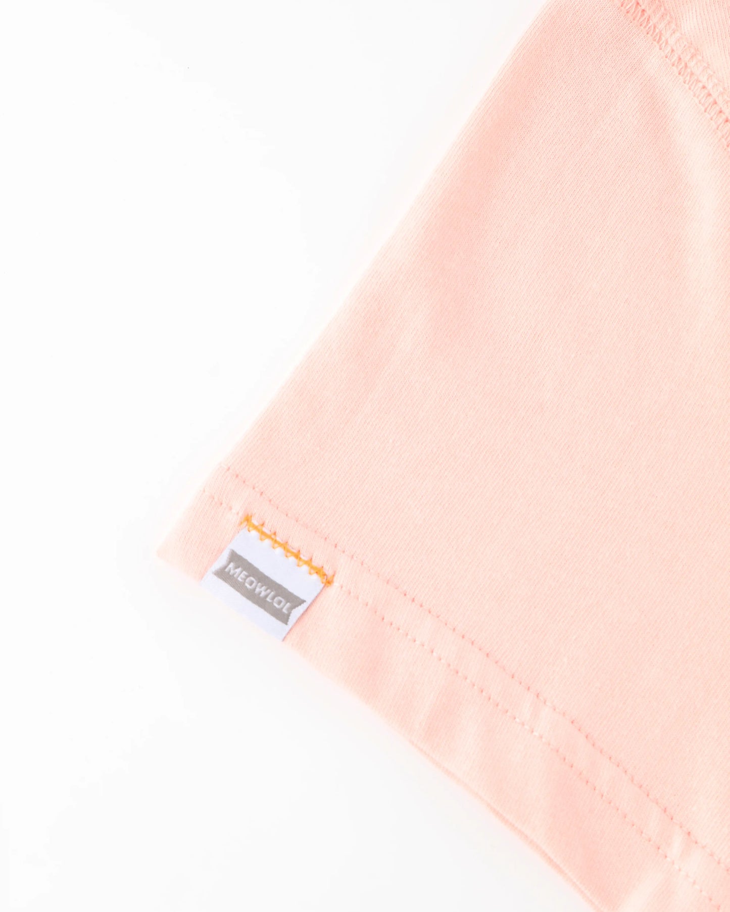 GUMMY CAT SHOULDER PLEATED EASY FIT T-SHIRT
