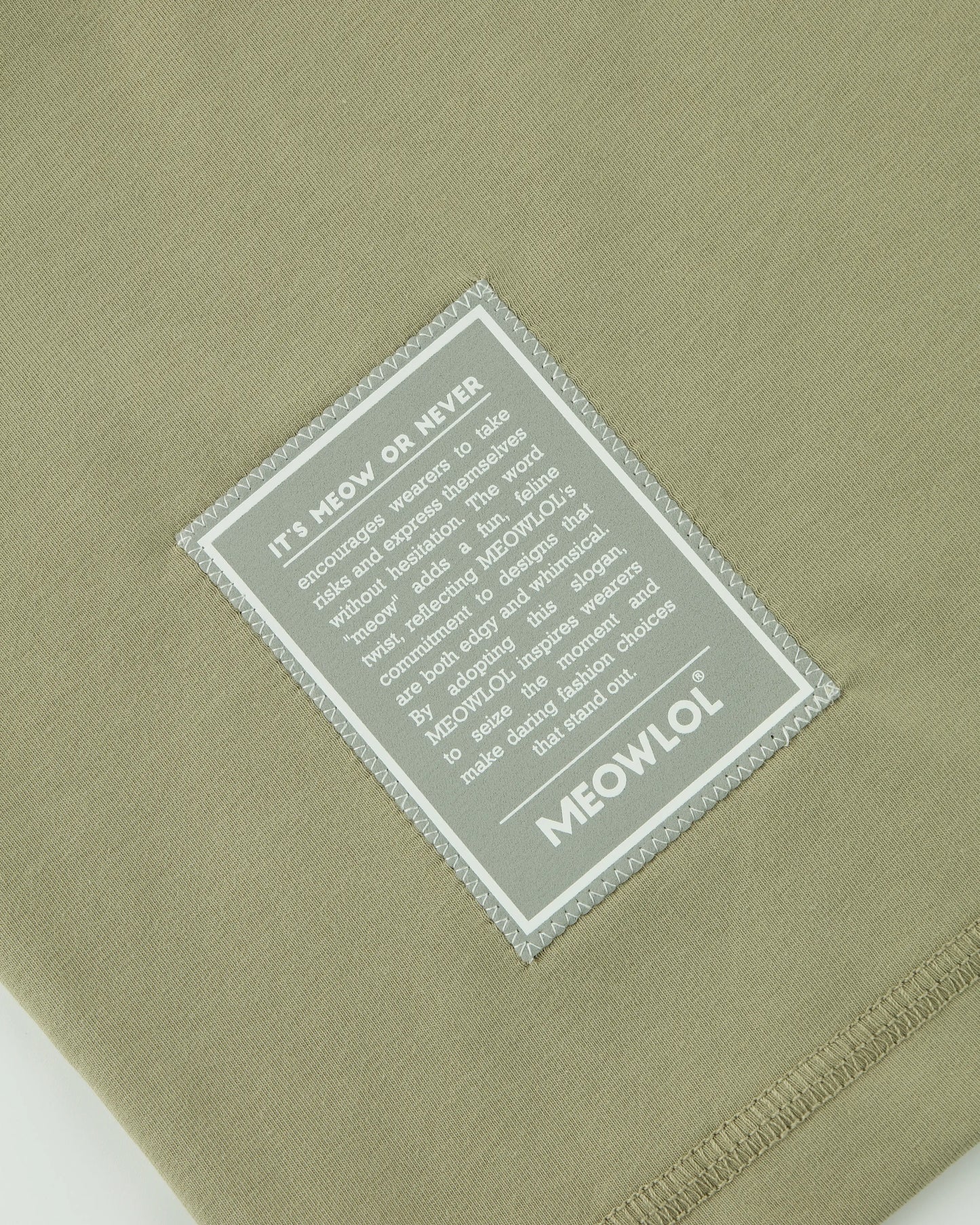 INDOMEOW PLEATED SLEEVES EASY FIT T-SHIRT
