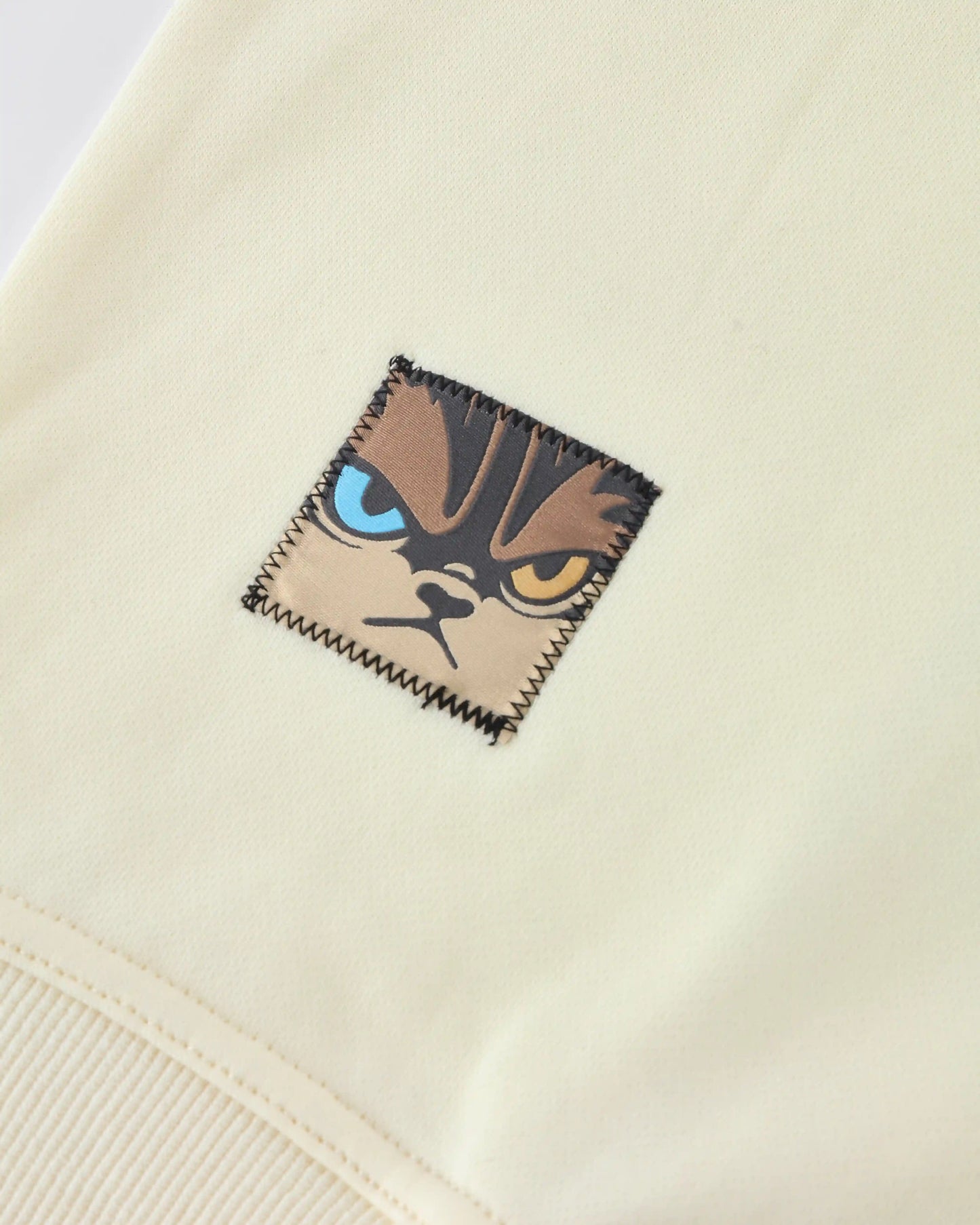 MEOWKSY FRONT POCKET OVERSIZED T-SHIRT