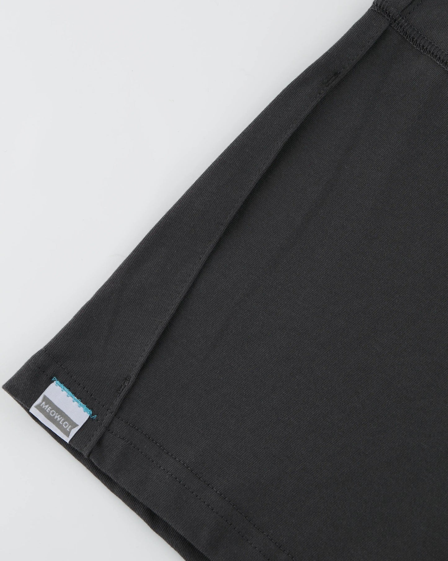 MEOWSEALINE PLEATED SLEEVES EASY FIT T-SHIRT