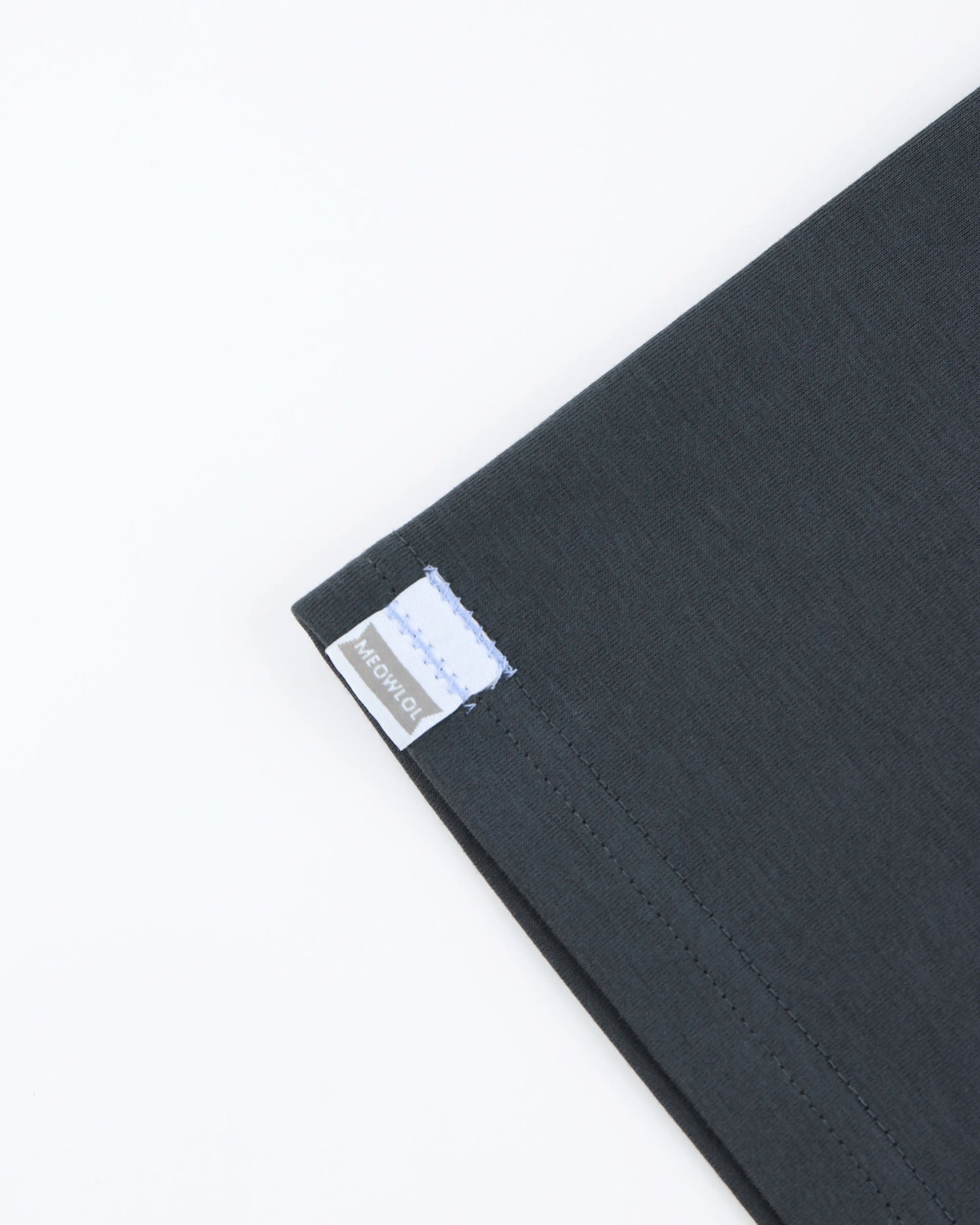 BRIBES ONLY RAGLAN SLEEVES EASY FIT T-SHIRT