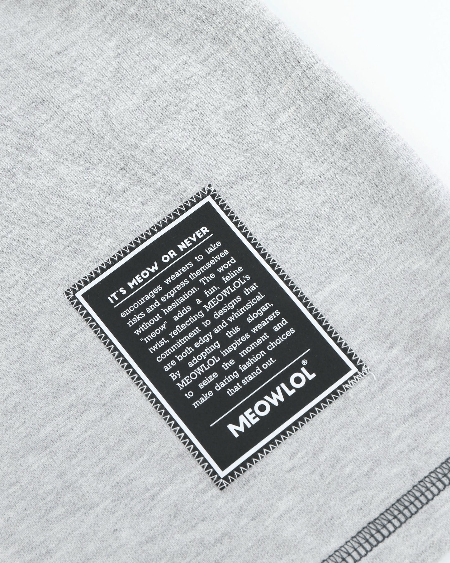 BRIBES ONLY RAGLAN SLEEVES EASY FIT T-SHIRT