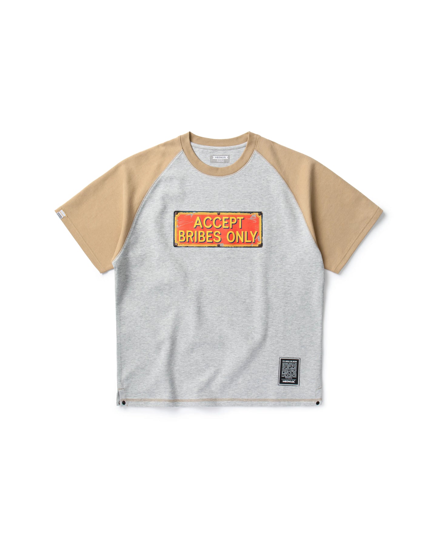 BRIBES ONLY RAGLAN SLEEVES EASY FIT T-SHIRT