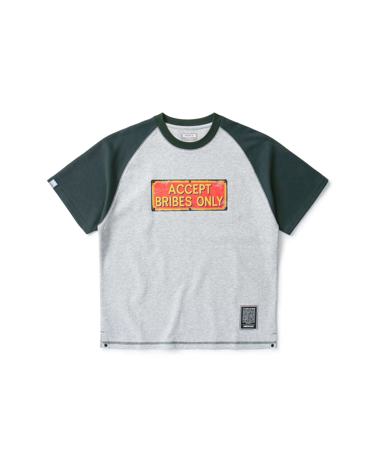 BRIBES ONLY RAGLAN SLEEVES EASY FIT T-SHIRT