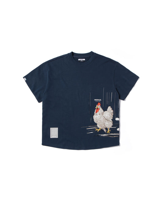 CHICKEN HIT ROUND HEM OVERSIZED T-SHIRT