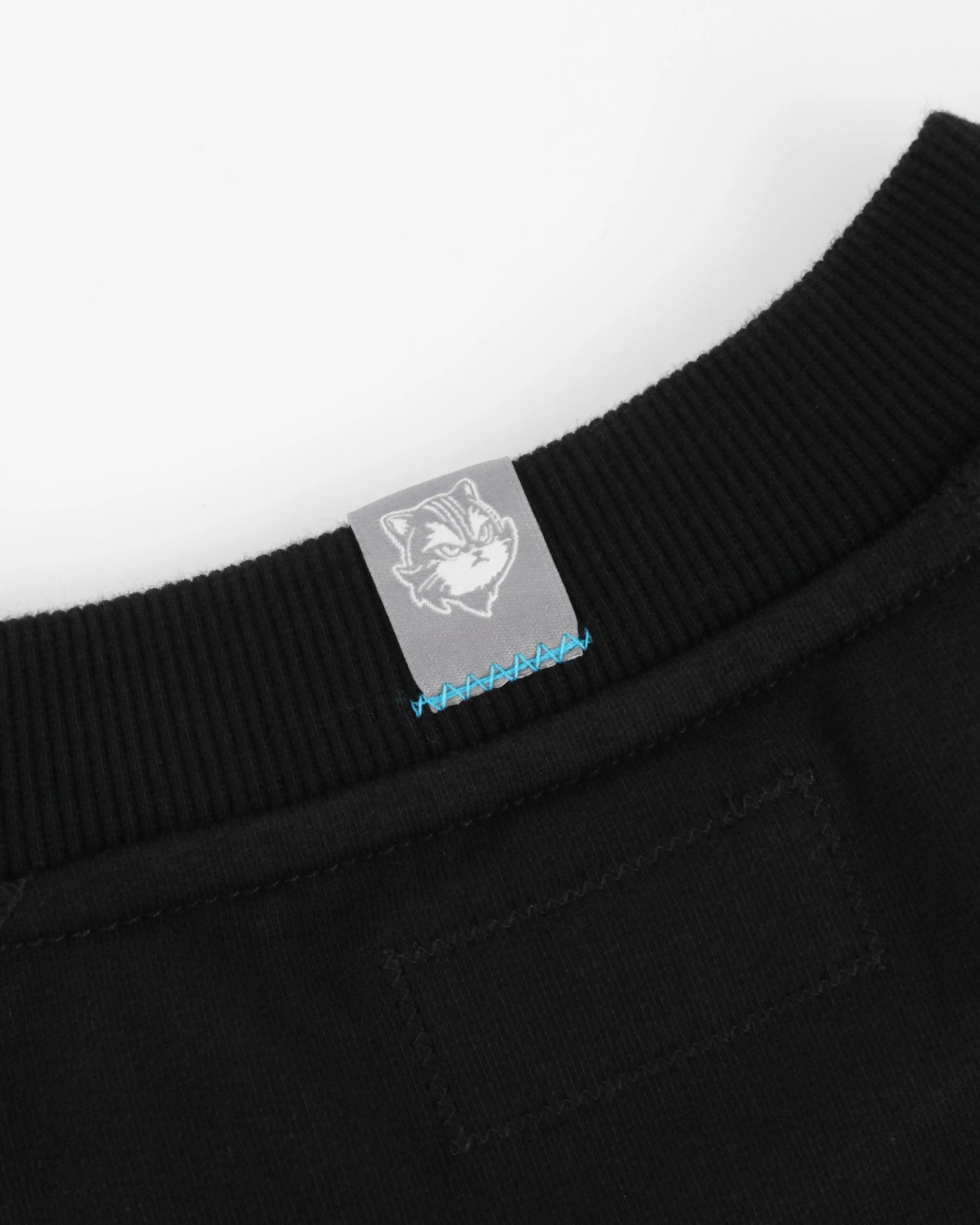 EMB LOGO OVERSIZED CROPPED TOP