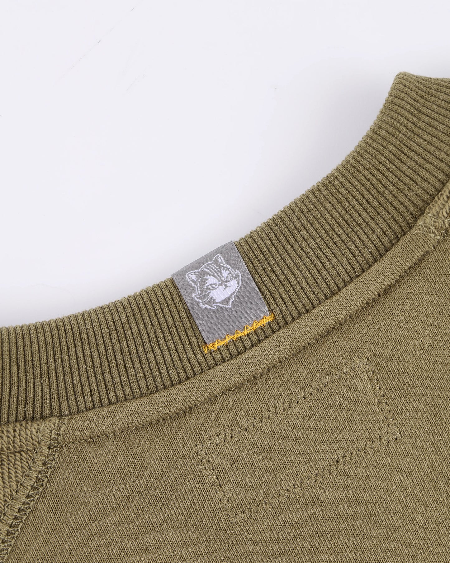 EMB LOGO OVERSIZED CROPPED TOP