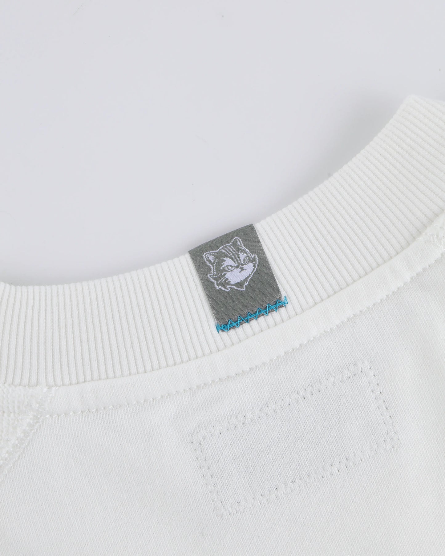 EMB LOGO OVERSIZED CROPPED TOP