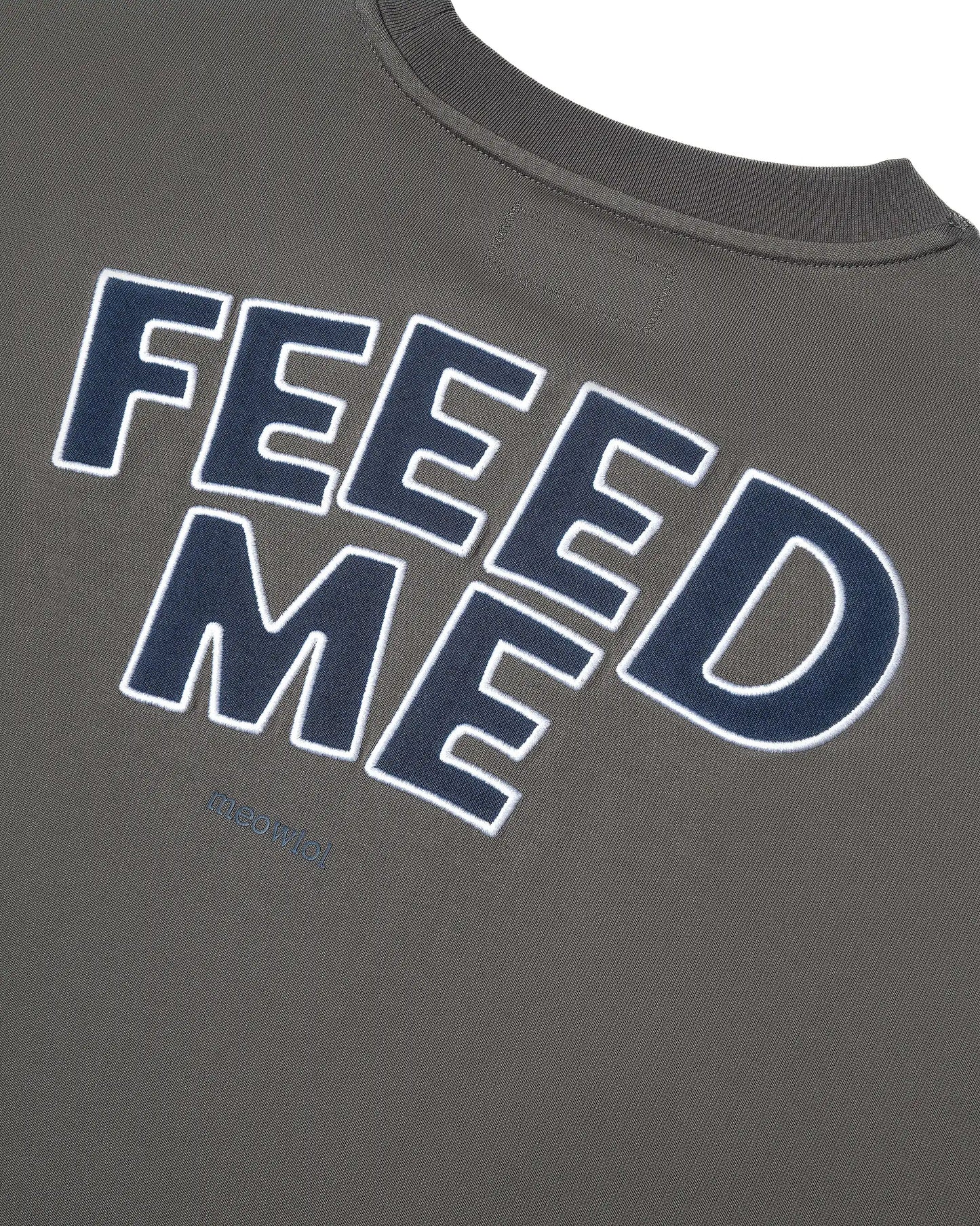 FEED ME PLEATED SLEEVES EASYFIT T-SHIRT