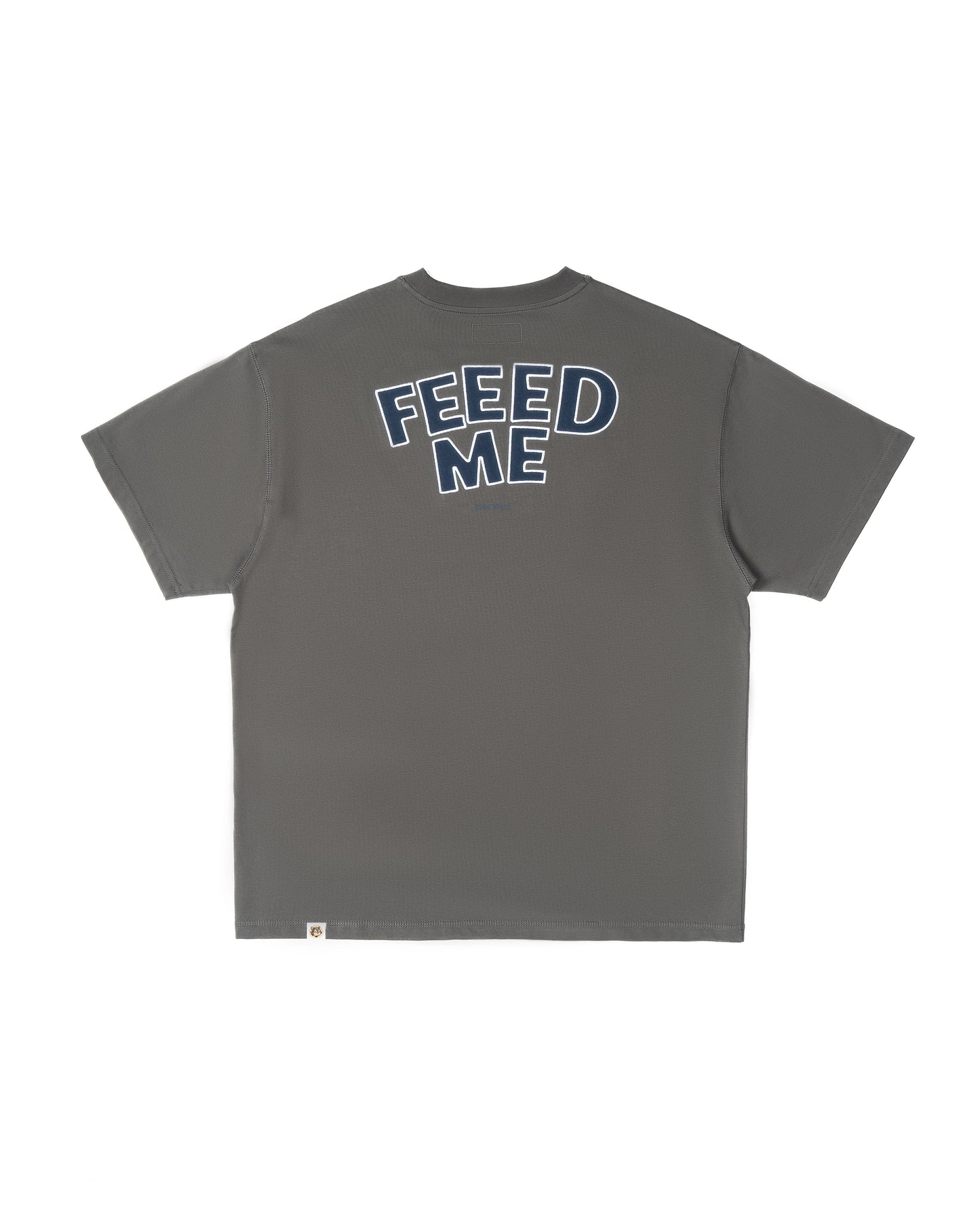 FEED ME PLEATED SLEEVES EASYFIT T-SHIRT