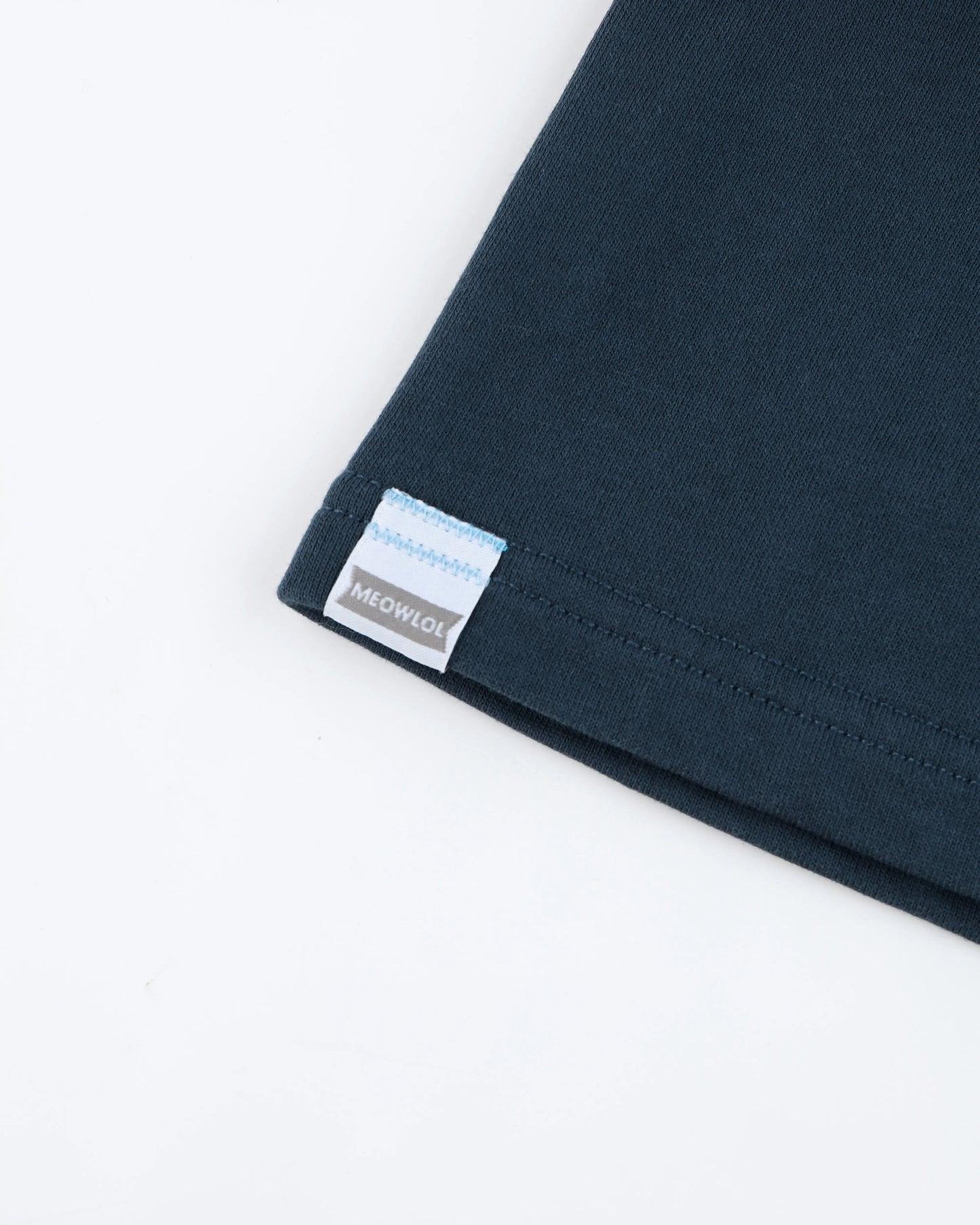 FM RADIO STATION GRAPHIC FRONT POCKET OVERSIZED T-SHIRT