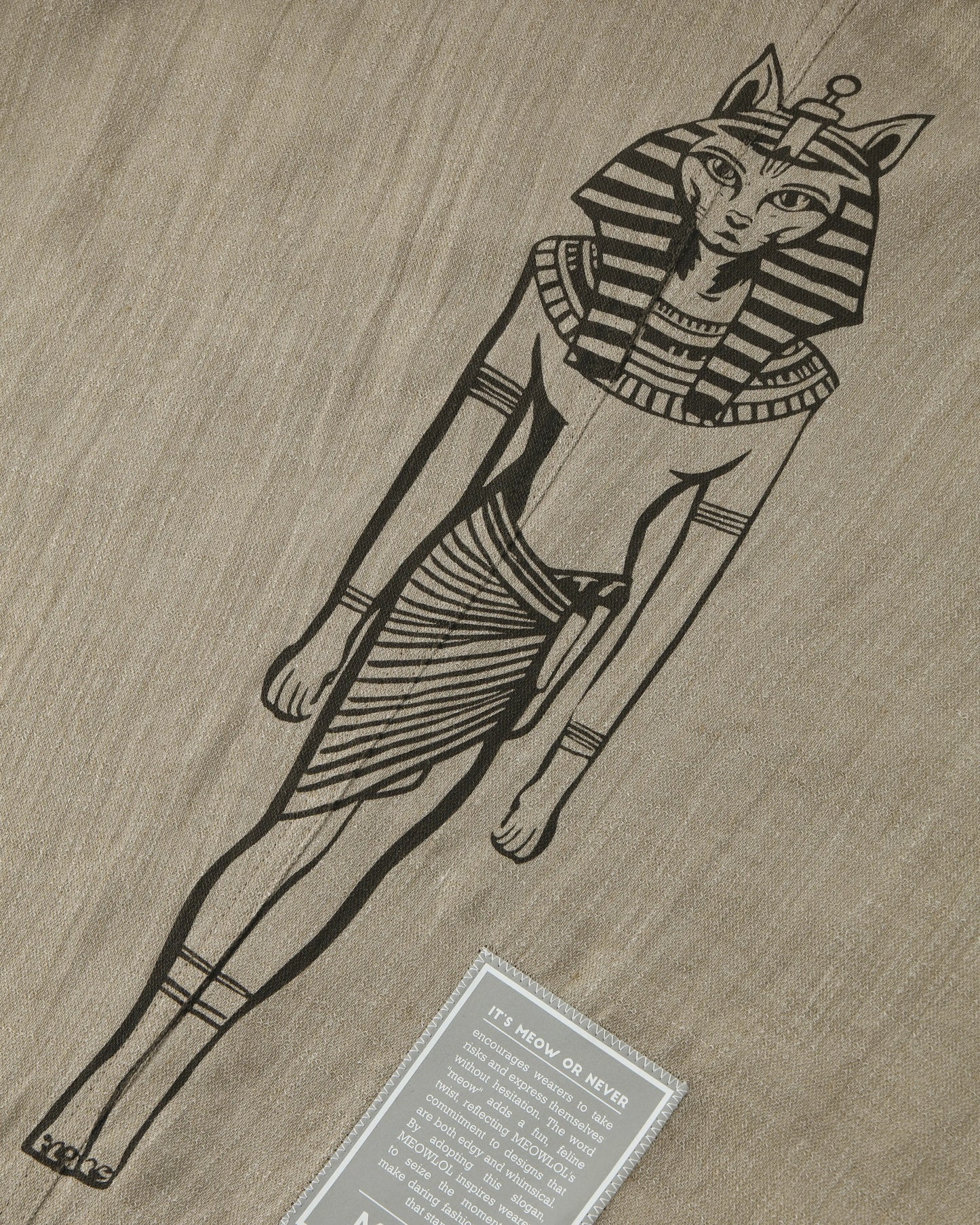 GRAPHIC EGYPTIAN CAT THEME PRINTED VACATION SHIRT