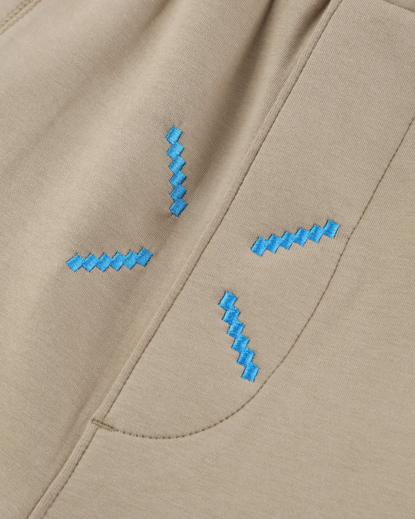 MEOW-INVADERS GRAPHIC LOOSE FIT SWEATPANTS