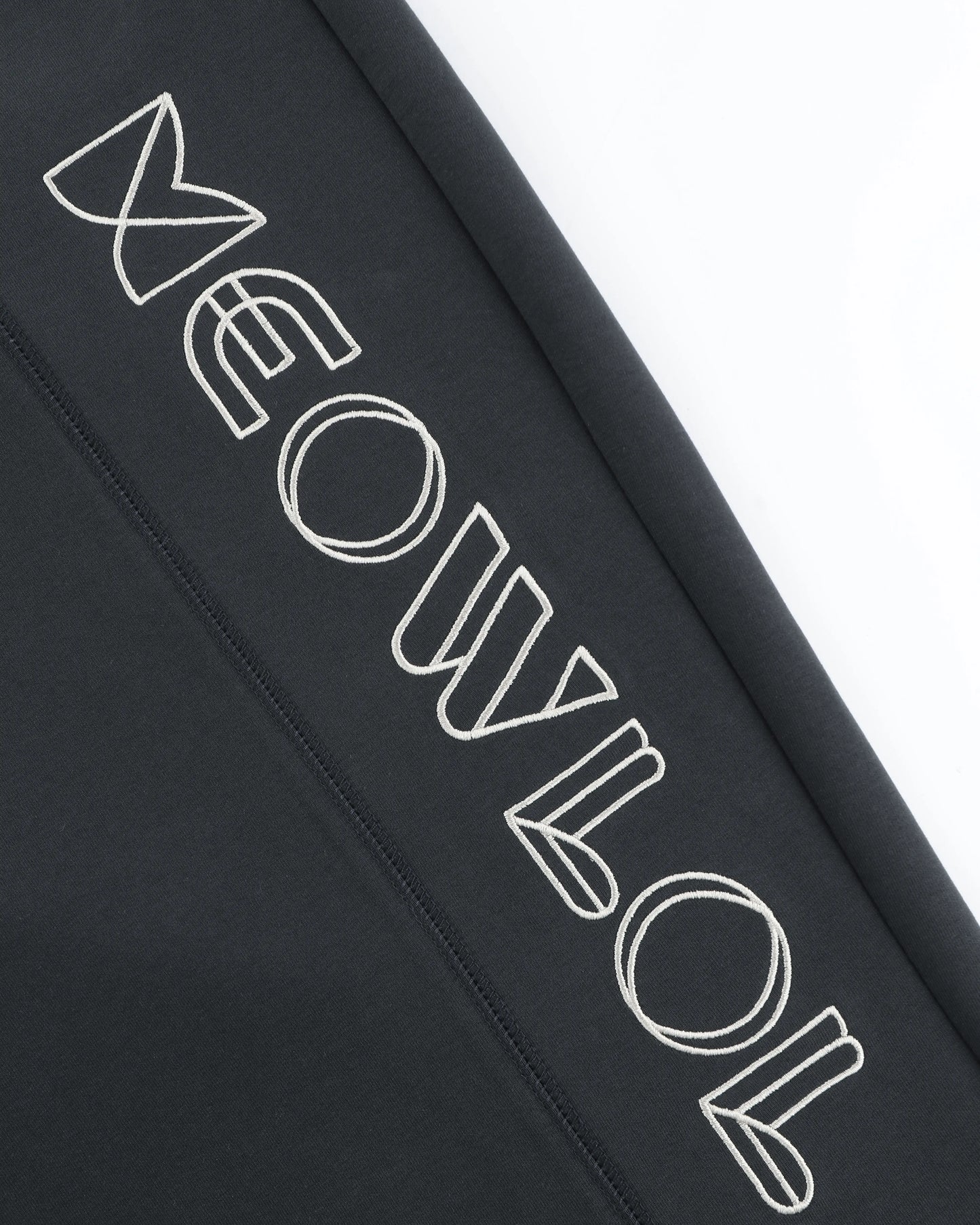 MEOW-INVADERS GRAPHIC LOOSE FIT SWEATPANTS