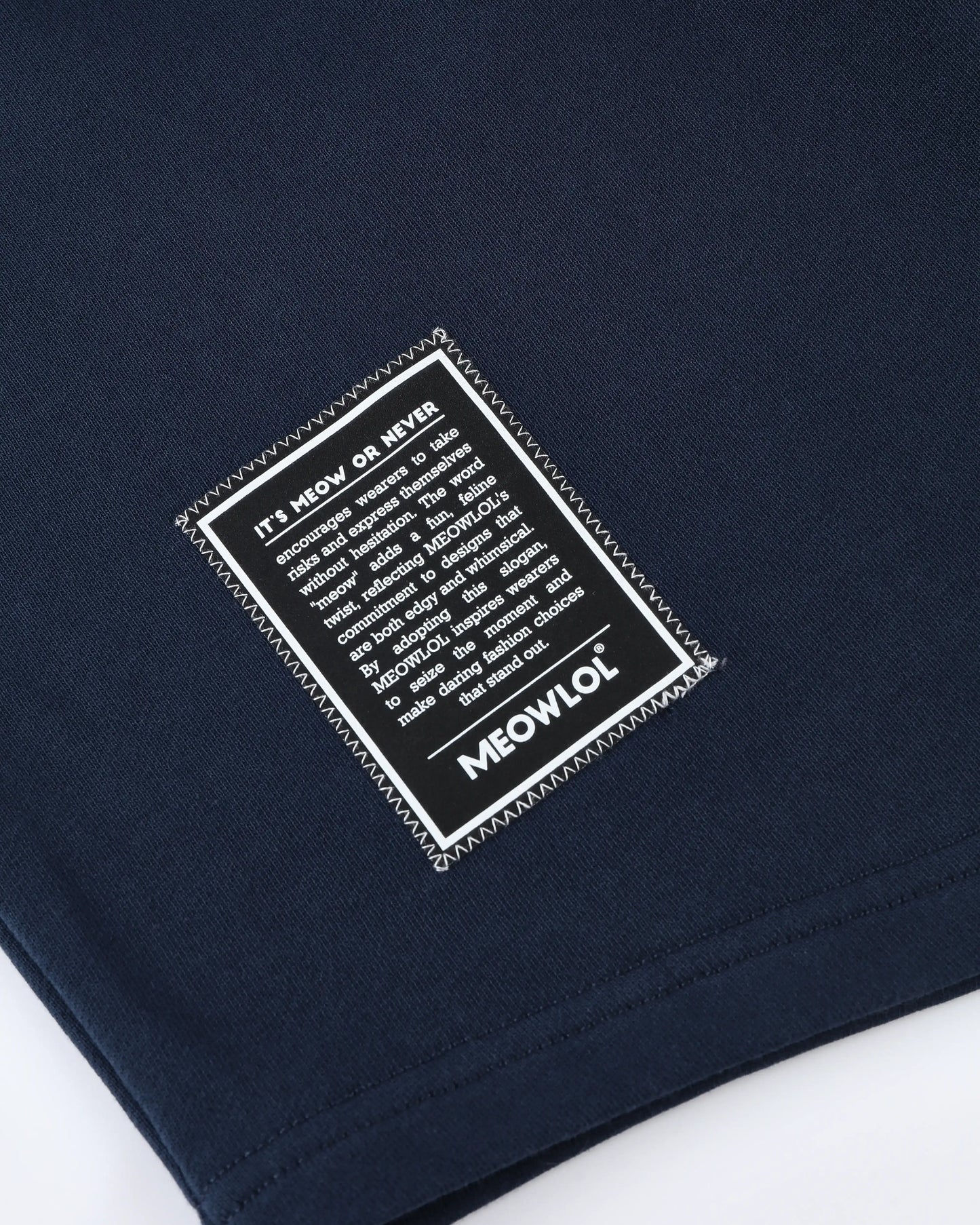 MEOWDONALD NEWS ROUND HEM OVERSIZED T-SHIRT