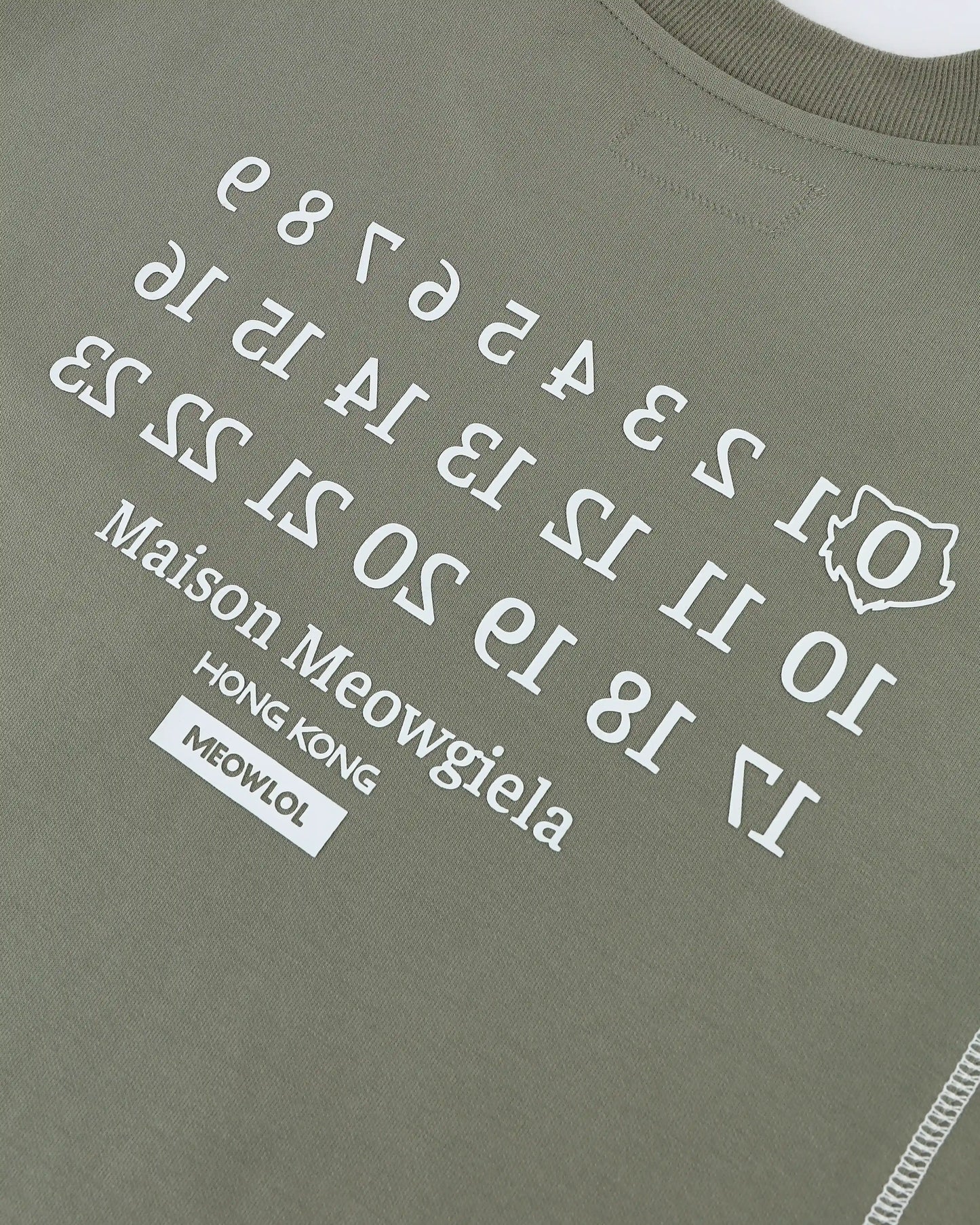 MEOWGIELA FRONT POCKET OVERSIZED T-SHIRT