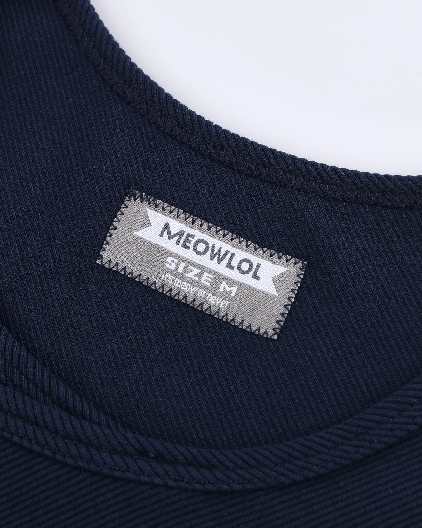 MEOWLOL EMB LOGO RIBBED TANK TOP