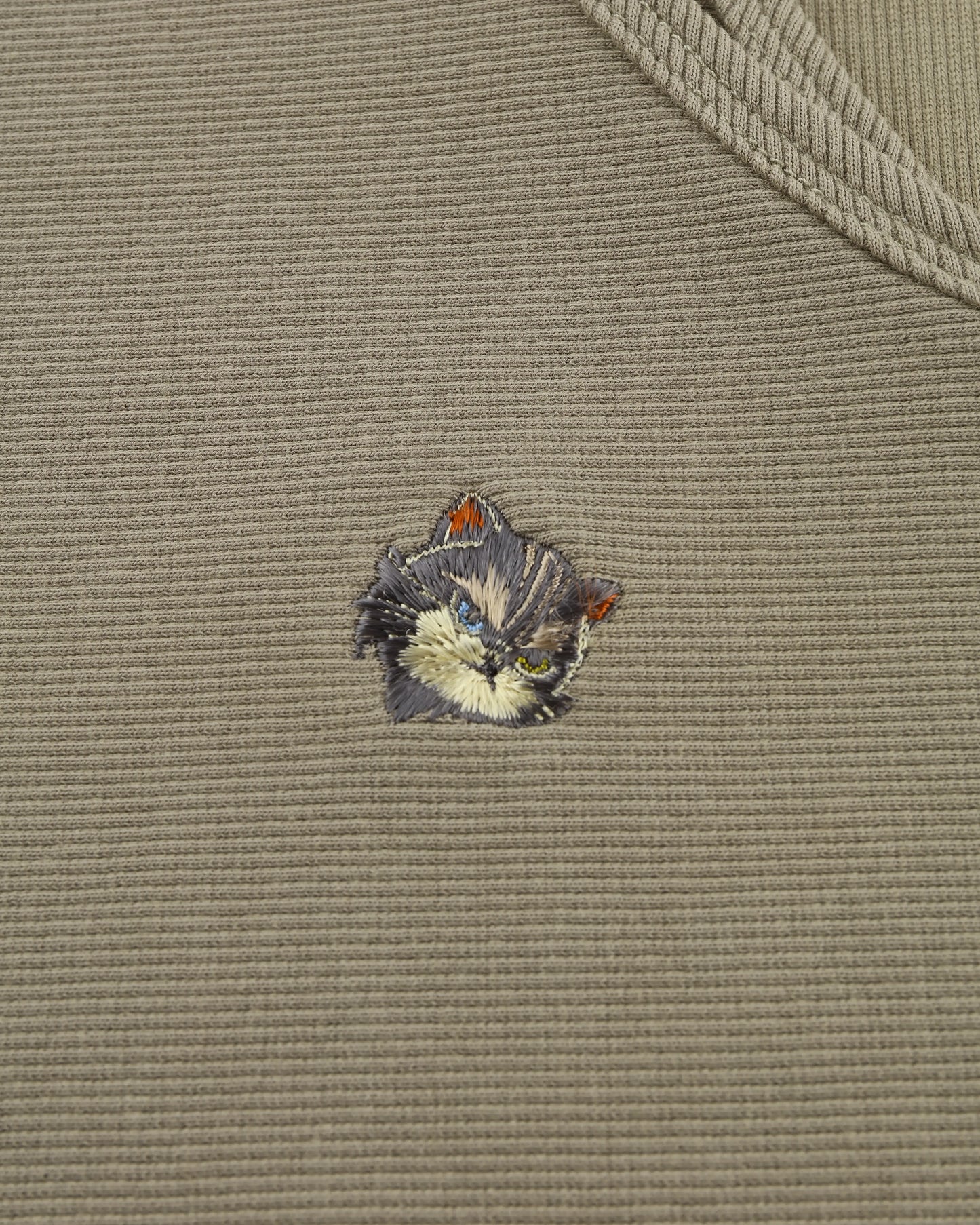 MEOWLOL EMB LOGO RIBBED TANK TOP