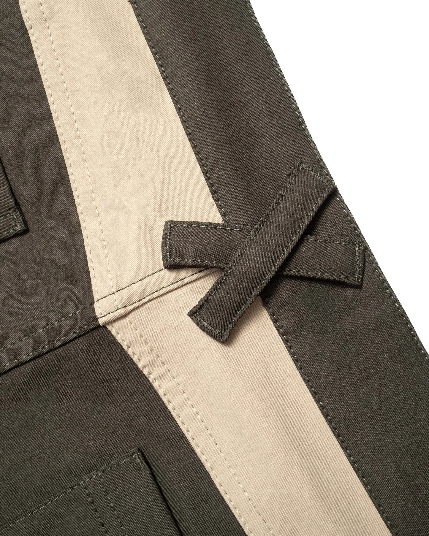 M PATCHED WIDE CHINO PANTS (DARK OLIVE GREEN)