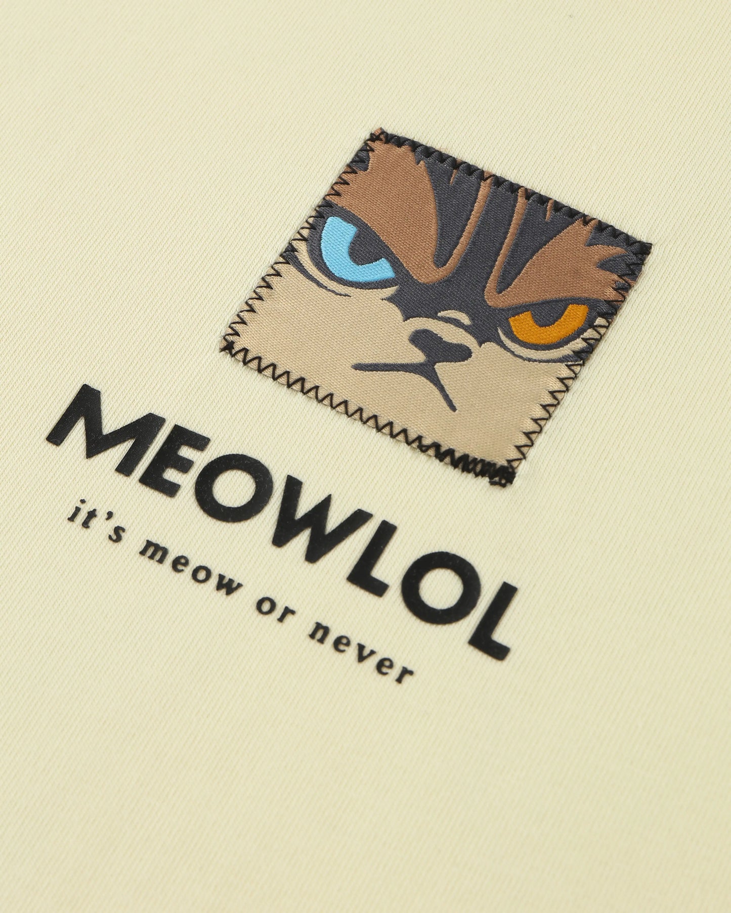 SUMMER VIBE MEOWLOL CATTUS SANDALS PLEATED SLEEVES EASY FIT T-SHIRT