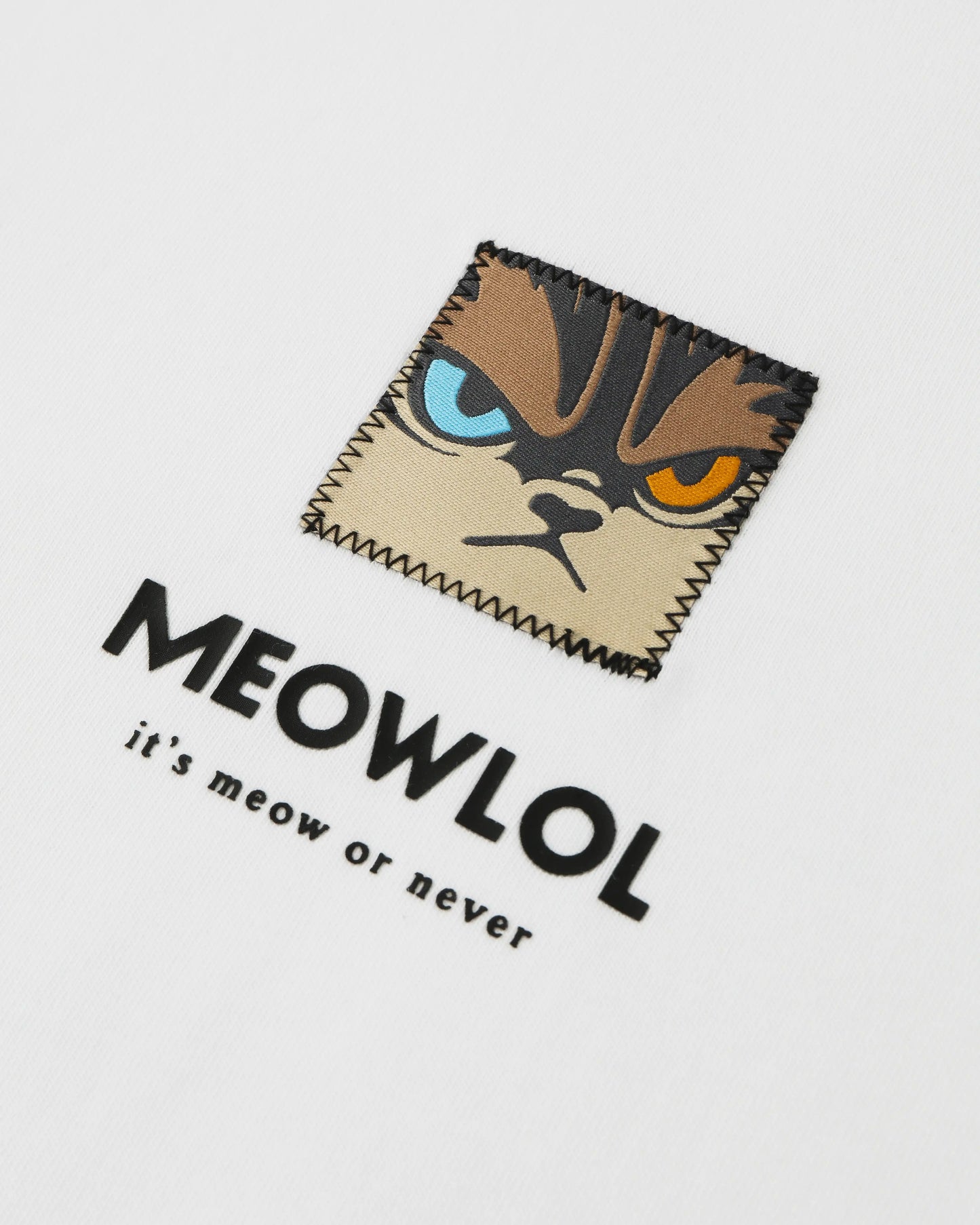 SUMMER VIBE MEOWLOL CATTUS SANDALS PLEATED SLEEVES EASY FIT T-SHIRT