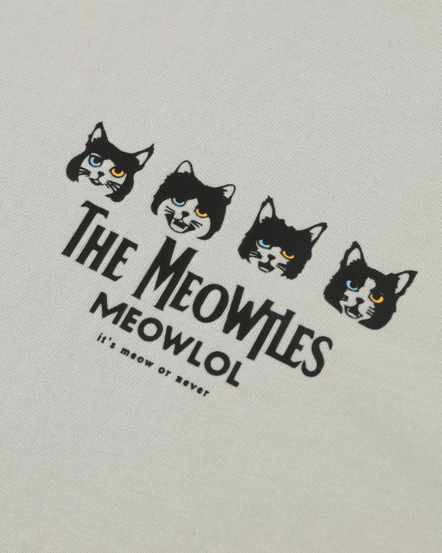 THE MEOWTLES PLEATED SLEEVES EASY FIT T-SHIRT