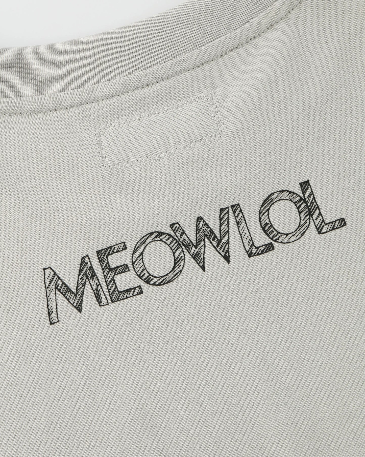 THE MEOWTLES PLEATED SLEEVES EASY FIT T-SHIRT