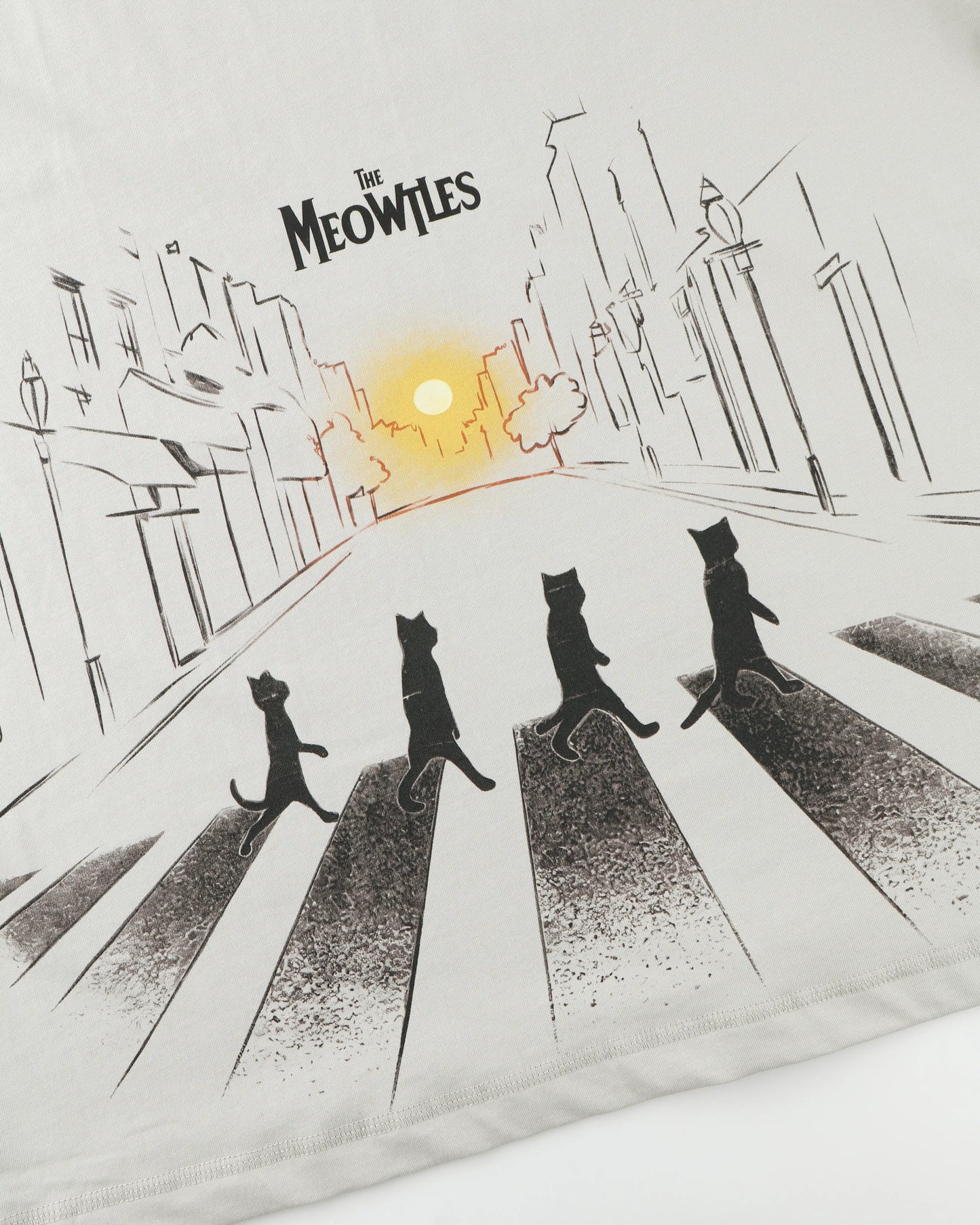 THE MEOWTLES PLEATED SLEEVES EASY FIT T-SHIRT